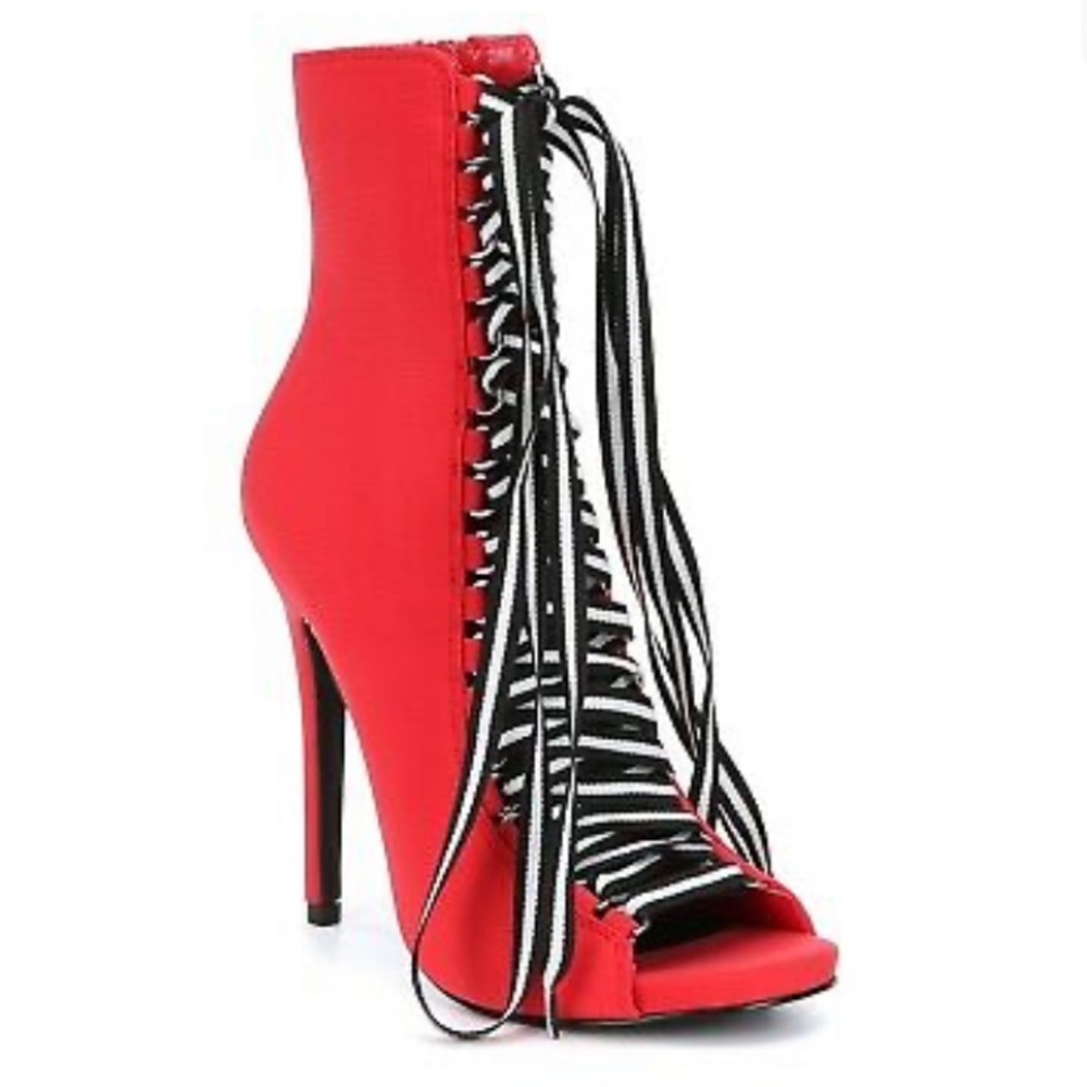 Steve Madden Fuego Lace Up Peep Toe Booties